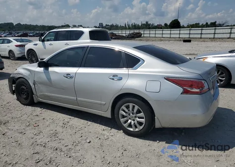 2015 Nissan Altima 2.5 from USA, damaged, VIN 1N4AL3AP3FC290739